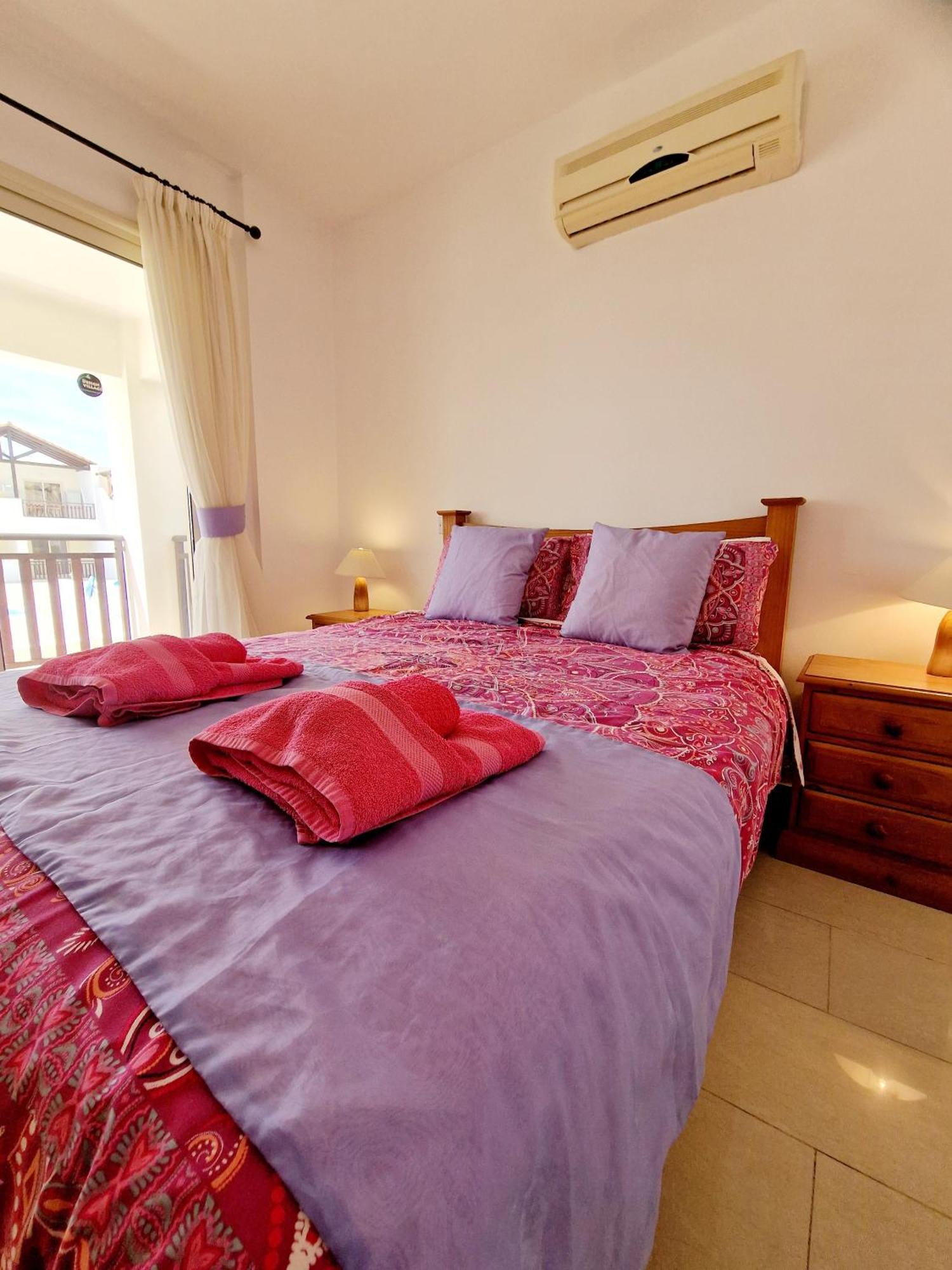 C5 Vanessa Poolside Apartment Peyia Exterior photo